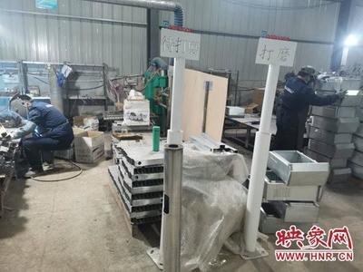 扶貧車間復工忙，板店鄉通訊設備生產線傳捷報